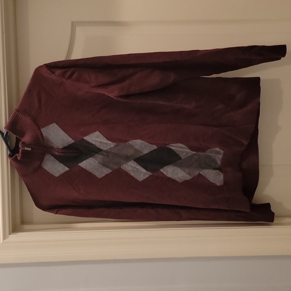 Men's large maroon Alfani Argyle sweater
